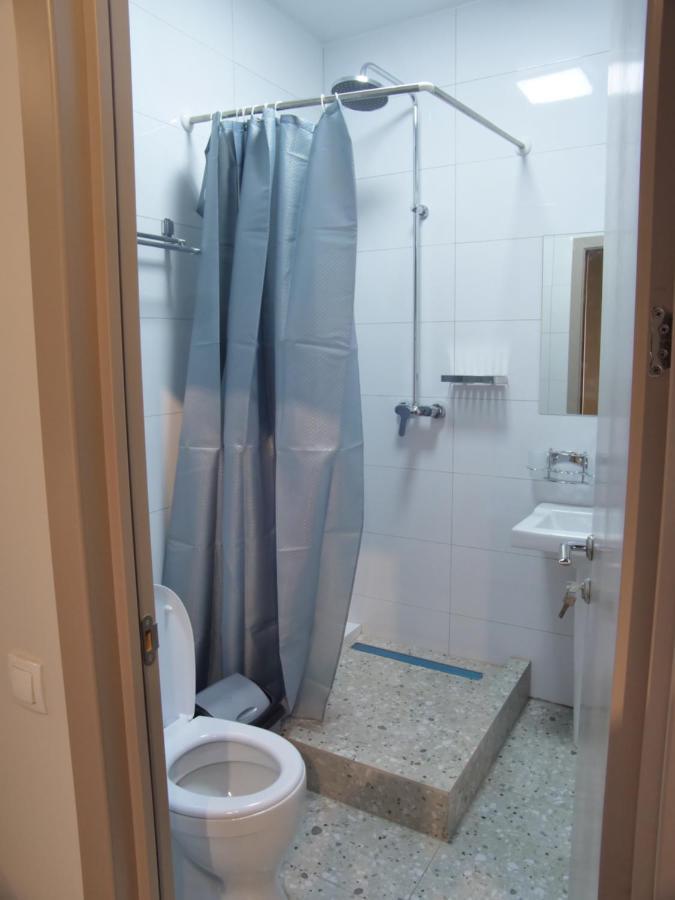 Muras Hostel ビシュケク エクステリア 写真